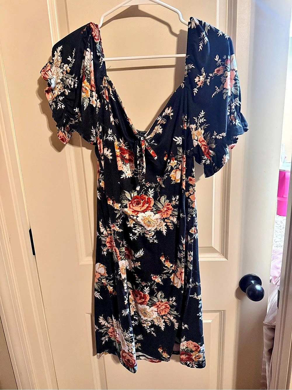 Vibe Floral Mini Dress Black & Red Size 2X Like New
